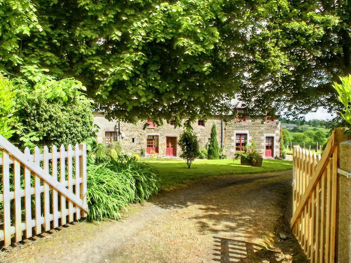 Holiday Home Close To Normandy Montaigu-les-Bois Luaran gambar