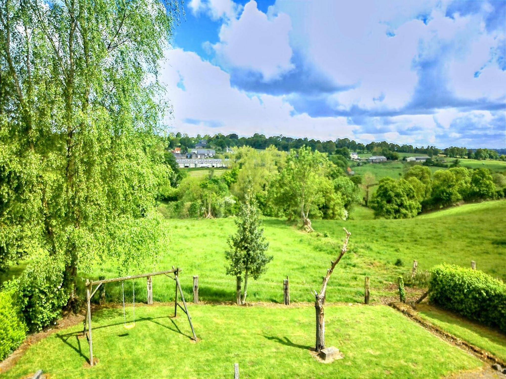 Holiday Home Close To Normandy Montaigu-les-Bois Luaran gambar